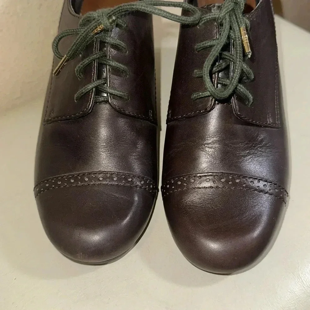 Etienne Aigner Size 8M
